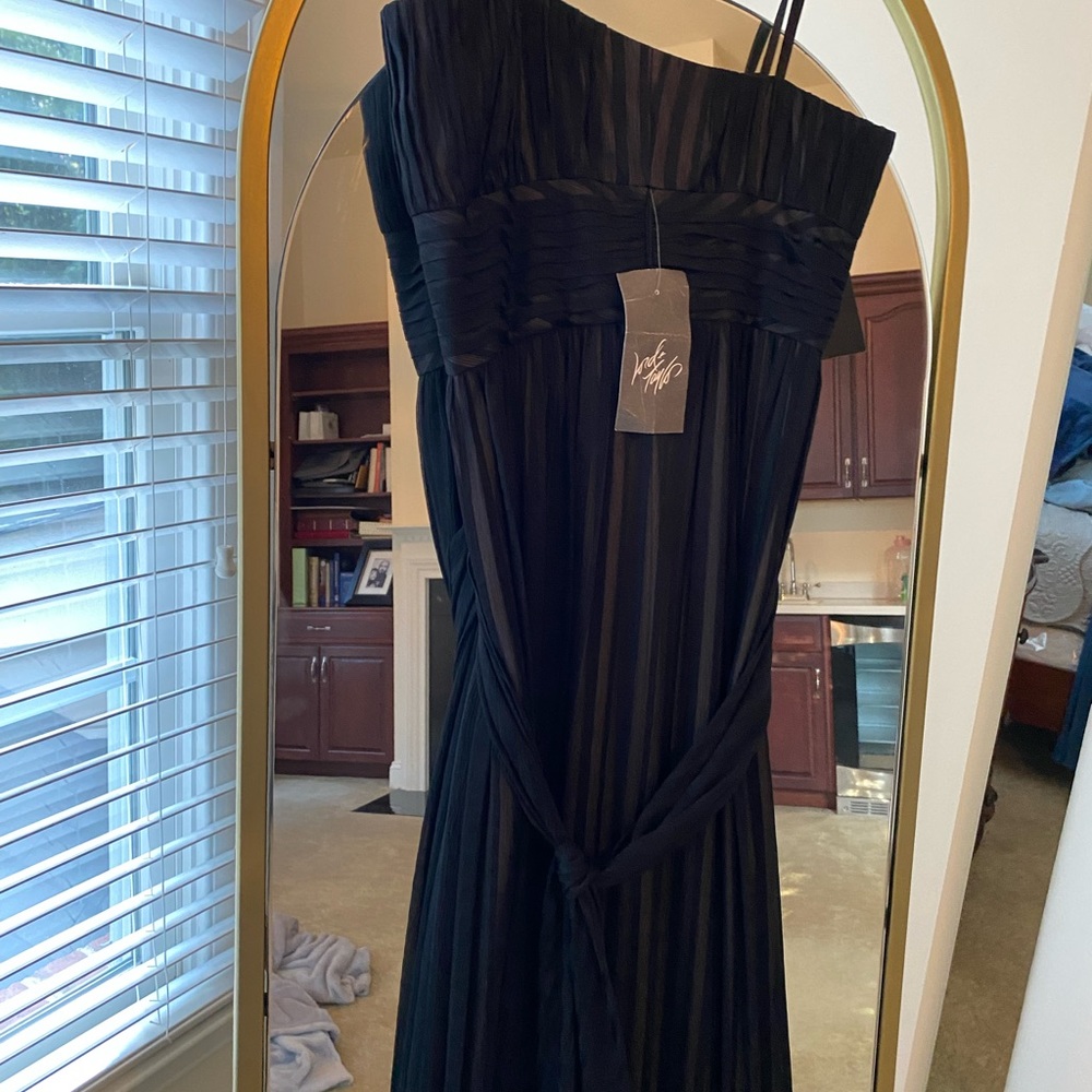 Bcbg maxazria Black evening dress. Brand new! - Picture 2 of 7